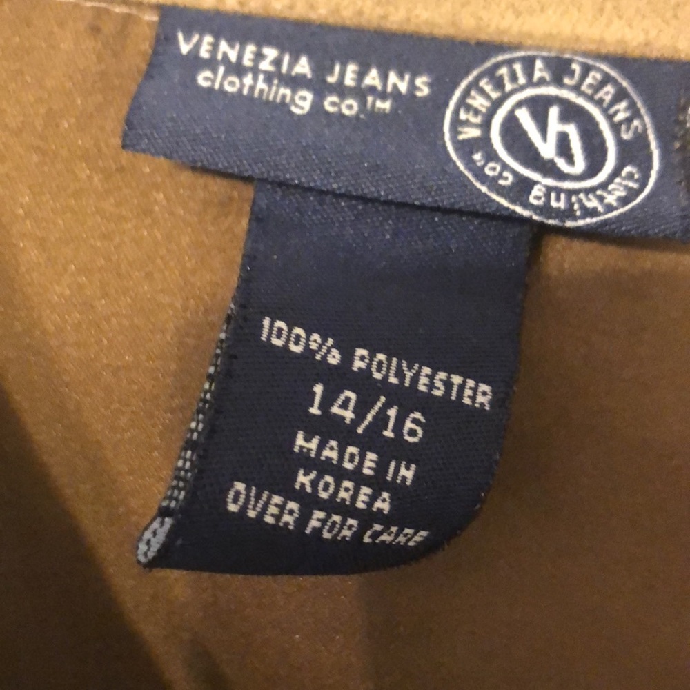 Lane Bryant Venezia tan suede shirt, size 14/16. - Picture 2 of 7